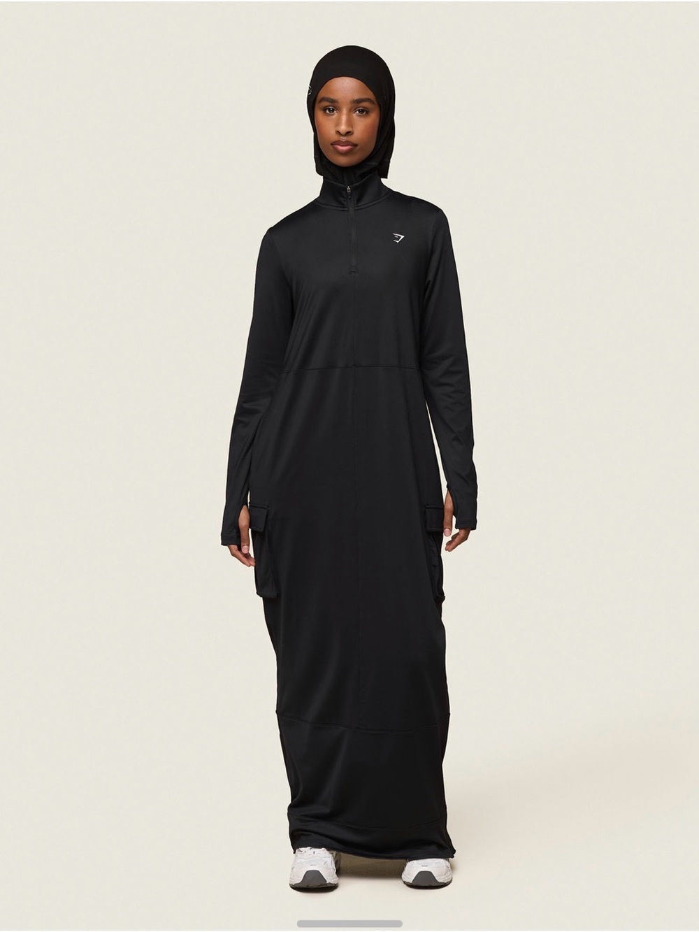 Gymshark GS x Leana Deeb Abaya in Black - size M